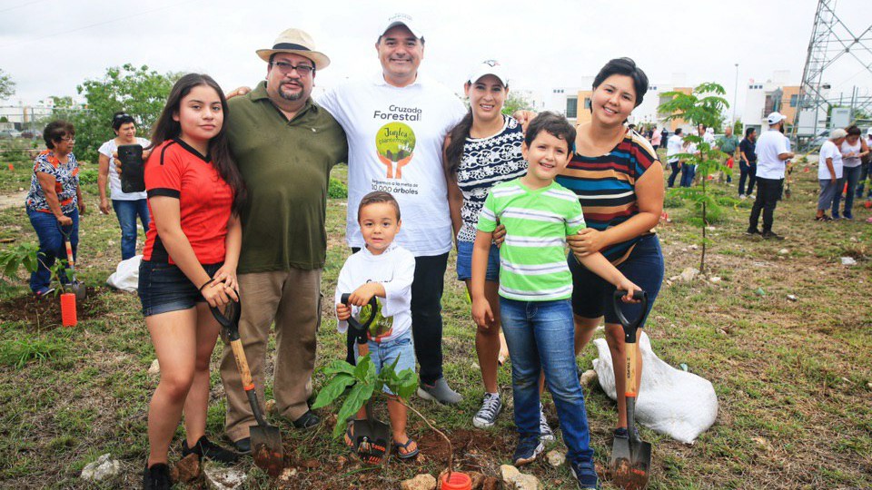 Renán Barrera encabeza primera arborización de la Cruzada Forestal 2019