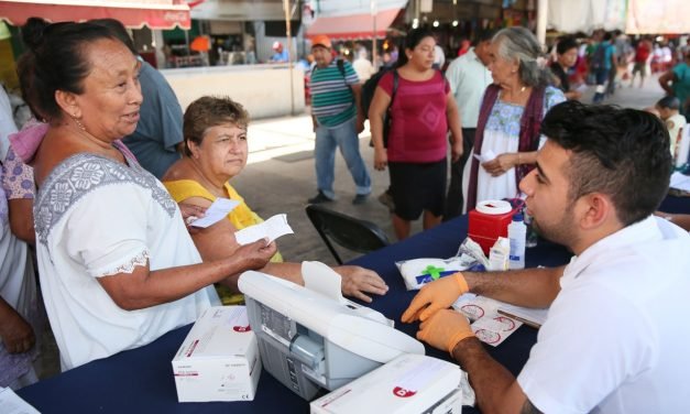 Lleva comuna información y atención a mercados Lucas de Gálvez y San Benito