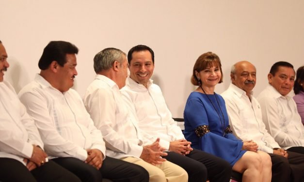 Alza salarial, retroactiva al 1 de enero, a trabajadores de la educación en Yucatán