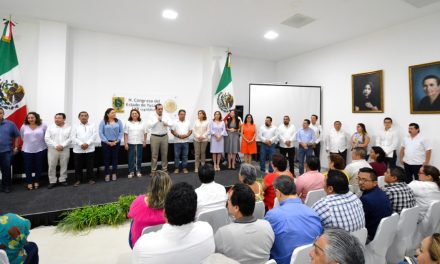 Orientan a alcaldes yucatecos en revocación de mandato y otros temas