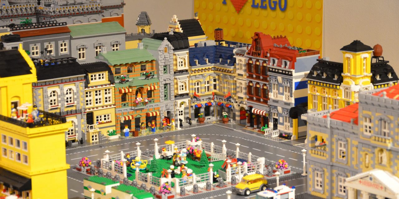 Ofrece Palacio de Revillagigedo de Gijón mundos de Lego con más de un millón de piezas