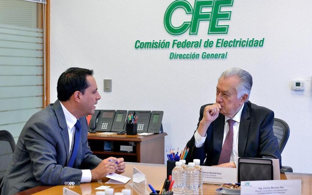 Vila y CFE retoman tarifas eléctricas y abasto suficiente de energía