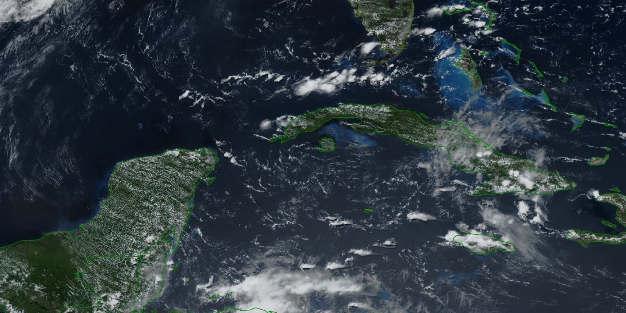 Calor no cede en Península de Yucatán, pero potencial de lluvias disminuirá el jueves