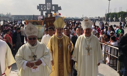 Católicos yucatecos ocuparon la Basílica de Guadalupe