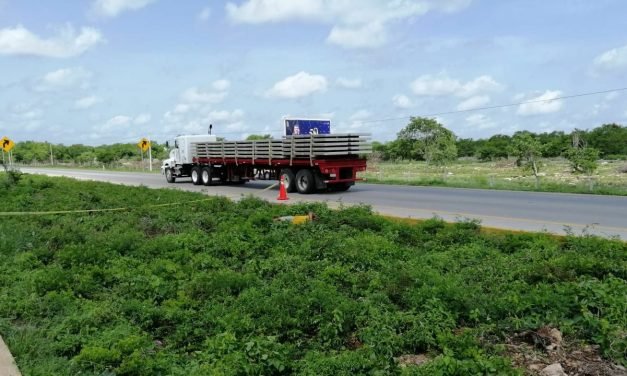 Hallan cadáver tirado en carretera federal Mérida-Campeche