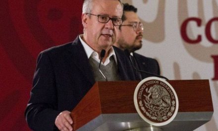 Carlos Urzúa renuncia a la Secretaría de Hacienda; acusa decisiones de política pública sin sustento
