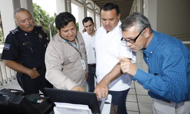 Renán Barrera supervisa equipo especializado para monitorear ruido en Mérida