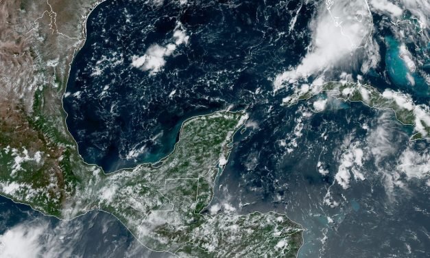 Fin de Semana: pronóstico de chubascos y bochorno, sin tregua