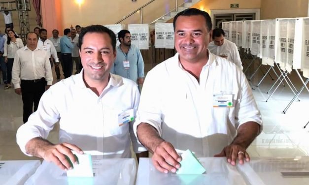 Distancia de lo que es gobierno y partido.- Vila Dosal