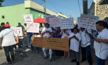 Despedidos de Salud de Yucatán radicalizan protesta (Video)
