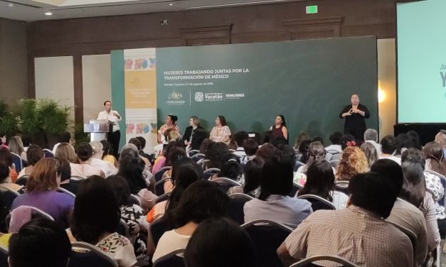 Mujeres, con obstáculos en estudio, carreras, empleos y salarios (Video)