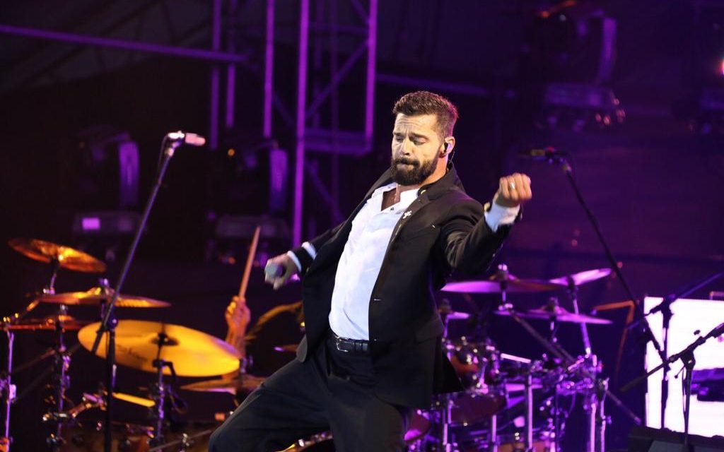 Ricky Martin llena de música y emociones Paseo de Montejo (Videos + Galería)