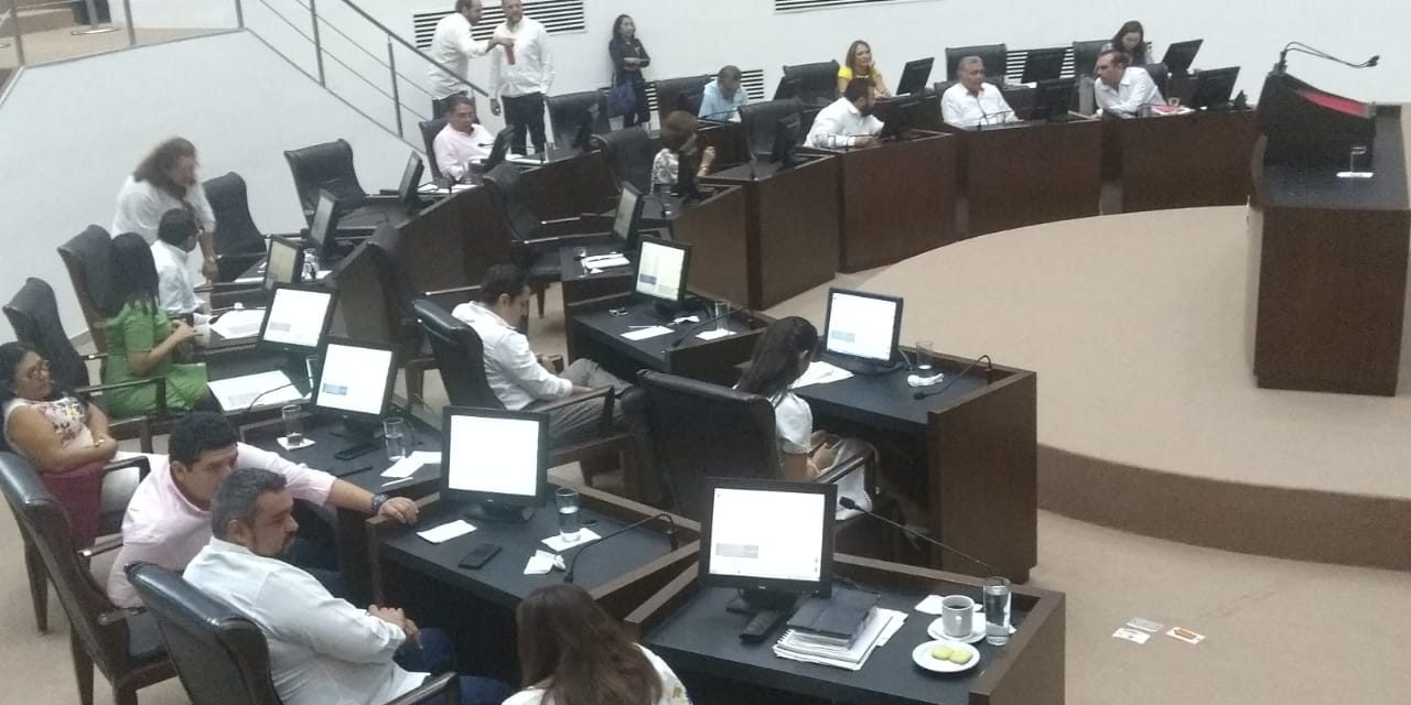 Echan a Antuña de Presidencia del Tribunal de Trabajadores de Yucatán