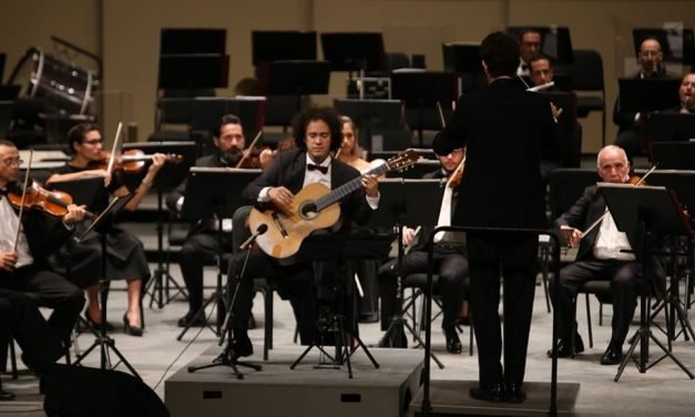 Aclaman Danzón No. 8, Mestiza y Huapango en Noche de Orquesta