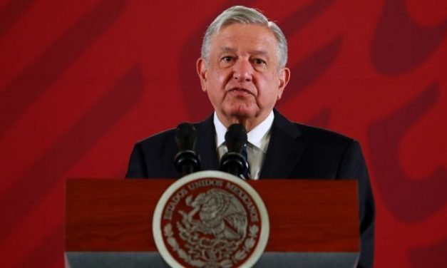 AMLO descarta alzas en precio de gasolinas tras ataques en Arabia Saudita