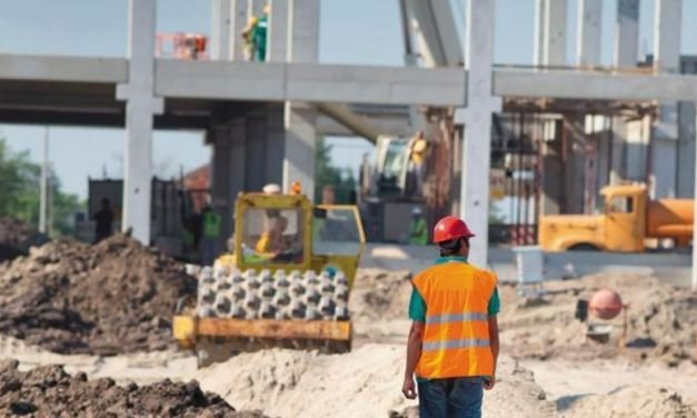 Inversión federal en infraestructura, en su peor momento.- CMIC