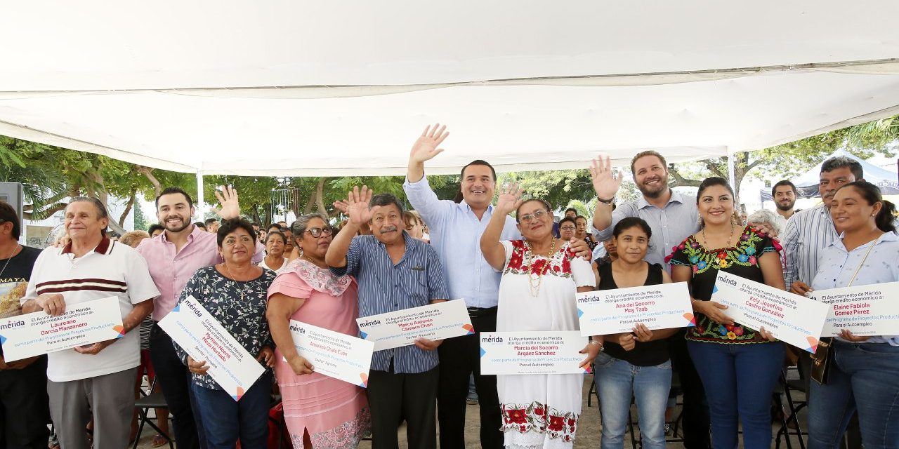 Entregan 56 apoyos de proyectos productivos de comisarías en Mérida