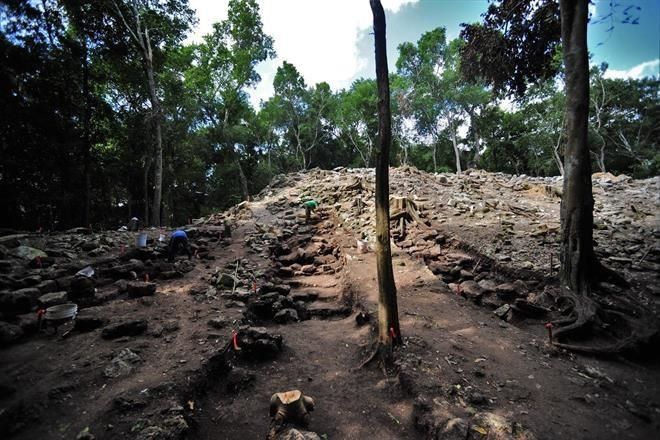 Hallan ‘palacio’ en zona arqueológica de Yucatán