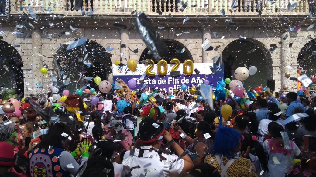 Festejo popular y familiar despide año y recibe el 2020 (Video)