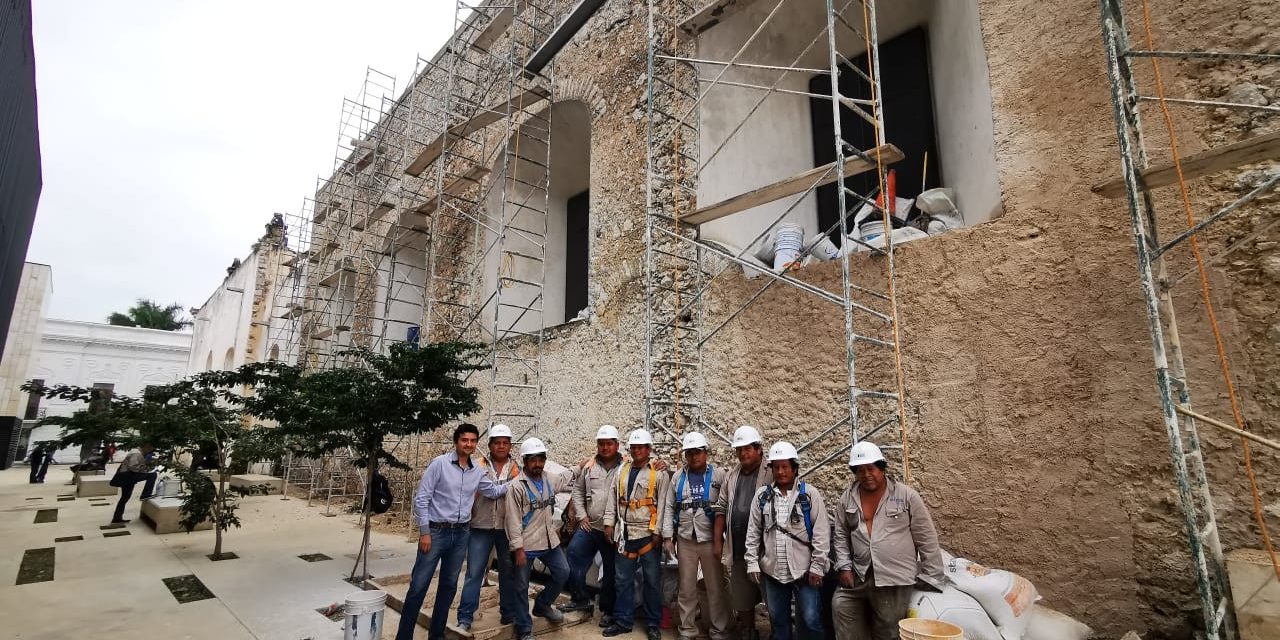 Así restauran muro oriente del conjunto Templo de la Tercera Orden