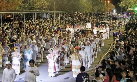Algarabía y tradición se entrelazan en “Lunes Regional” en Ciudad Carnaval