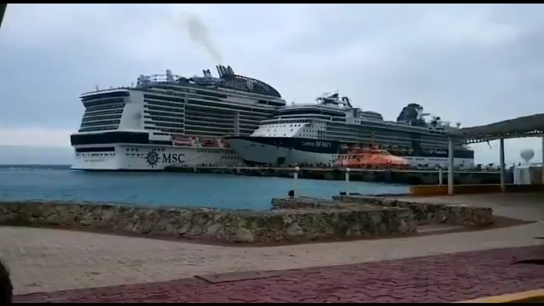 Fondea frente Cozumel crucero Meraviglia, pero sin acceso a muelle