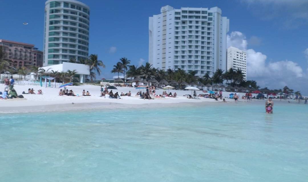 Permanecen en Caribe Mexicano 170 mil turistas; preparan salidas