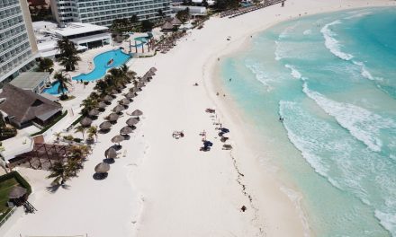Se vacían Cancún y destinos turísticos aledaños