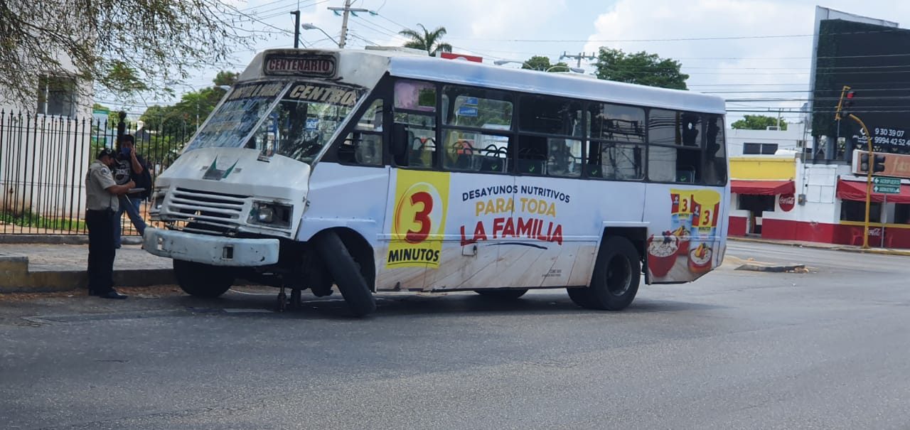 Imprudencia: autobús pierde llanta por rotura mecánica en “carrerita”