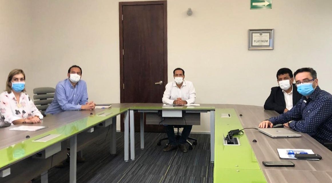 Urge Vila a IMSS nacional atención en hospitales federales en Yucatán