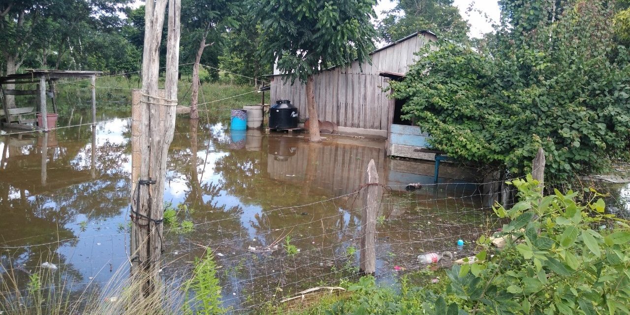 Comienzan inundaciones en sur de Quintana Roo por lluvias de frente frío (Galería)