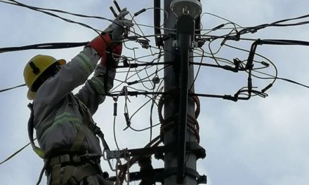 Declara CFE restablecida energía en Quintana Roo y Yucatán; Fonden
