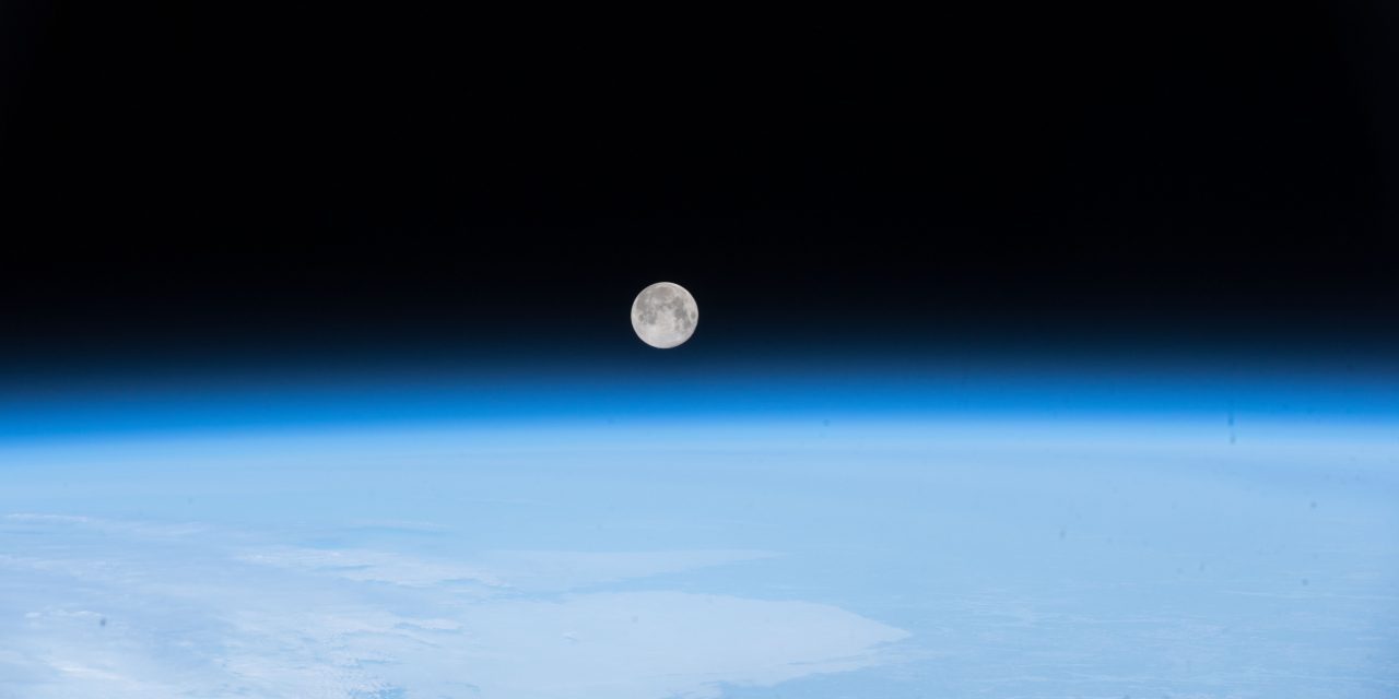 Luna azul en noche de Halloween, rara coincidencia: astrónomo yucateco