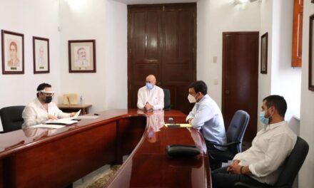 Proyecta UADY operar farmacias en Mérida y Tizimín; formaliza alianza
