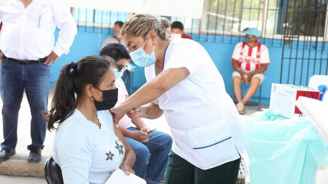 Se disparan contagios de Covid en un día y cae mortalidad en Yucatán