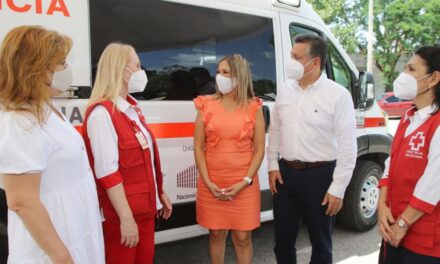 Cruz Roja incorpora ambulancias nuevas y suma 29 en todo Yucatán