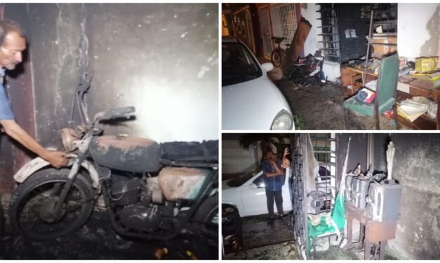 Intenta reparar su vieja motocicleta y se quema toda la casa