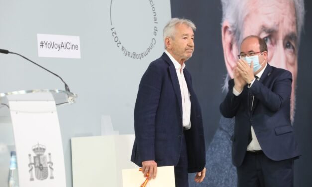 Jugando 60 años a ser actor, José Sacristán recibe Premio Nacional de Cinematografía