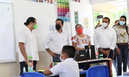 Familias de Ciudad Caucel estrenan Escuela Primaria y Jardín de Niños