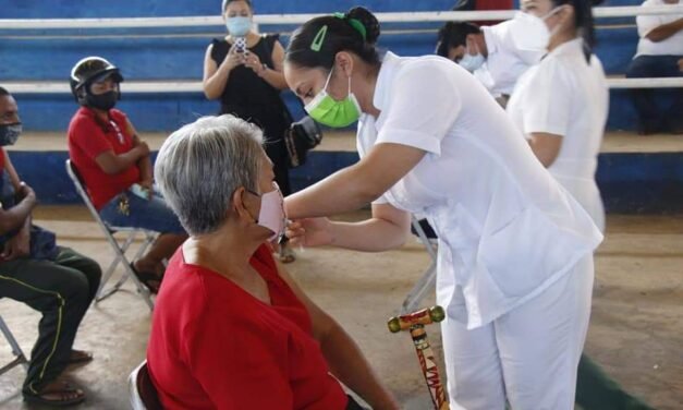 Dos abuelas y un abuelo, de 90, 93 y 96 años, fallecidos hoy por virus