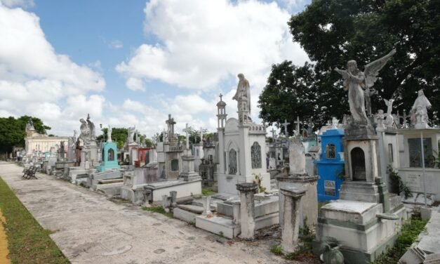 Cementerios de Mérida, retoques para celebración de finados