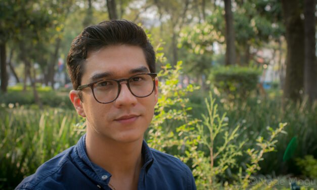Gana mexicano Orlando Mondragón Premio Internacional de Poesía Loewe