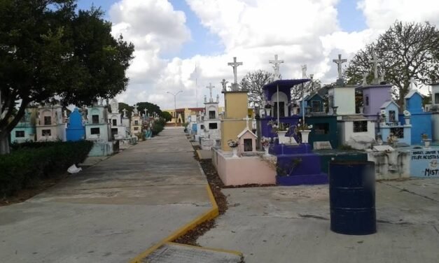 Cementerios de Mérida abiertos cuatro días por Fieles Difuntos