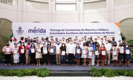 Reciben constancias auxiliares electos en 47 comisarías y subcomisarías de Mérida