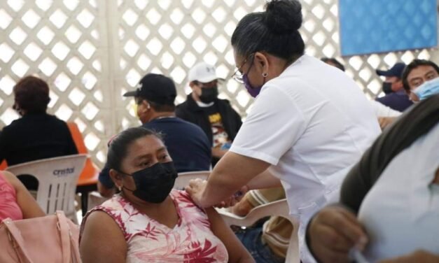 Casi 900 contagiados en un día; mueren joven de 28 y abuela de 98 años