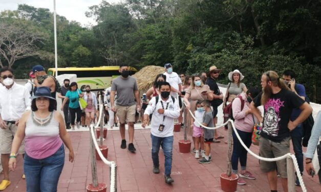 Grave descuido de los servicios turísticos en Chichén Itzá
