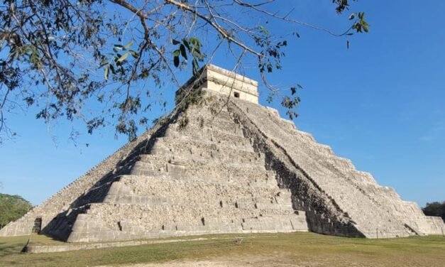 Descubren que Kukulcán solar se forma también en la mañana en Chichén