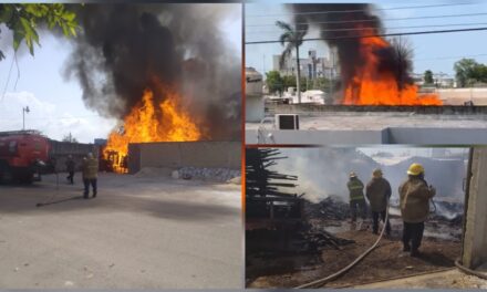 Incendio devoró tarimas y objetos de madera en bodega de Umán