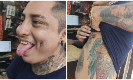 Revestido de tatuajes y piercing, joven meridano sólo pide respeto y justicia