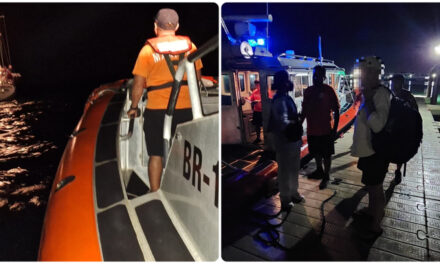 Velero y tripulantes rescatados en el mar frente a Dzilam de Bravo